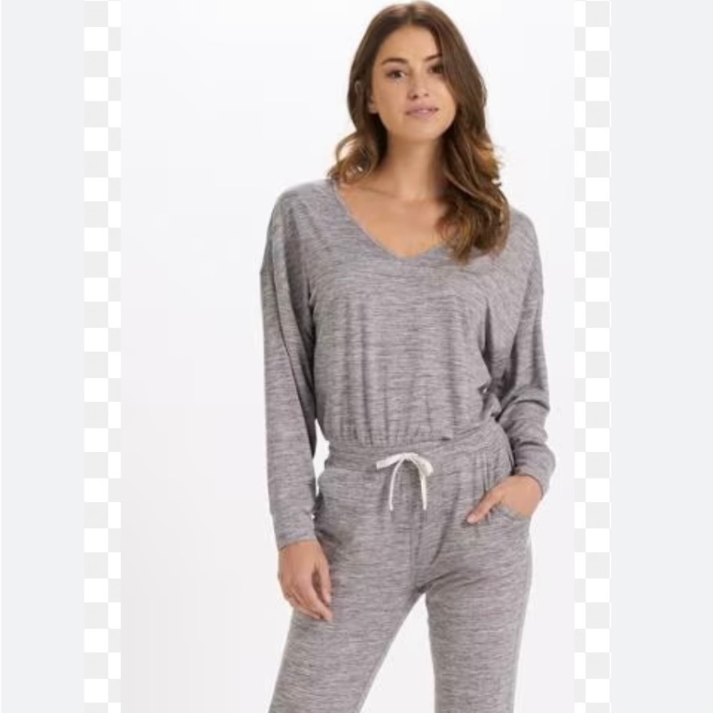 Women’s Vuori Lux Longsleeve Romper - Med